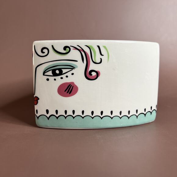 Set of 2 Rocket Farms Lady Face Planters, Abstract Picasso Style, Triangle Shape - Picture 4 of 14